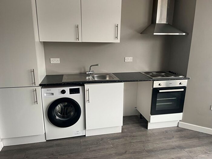 Studio To Rent In Hamlet Court Road, Westcliff-On-Sea, SS0