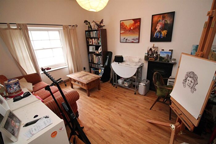 1 Bedroom Flat To Rent In B Sydenham Road, Cotham, BS6