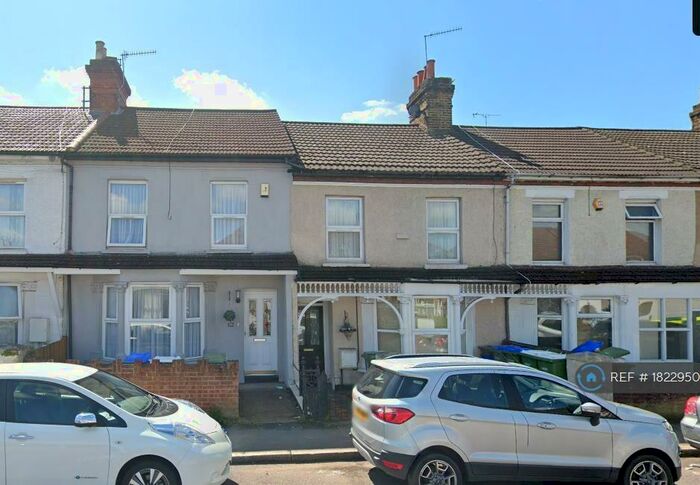 1 Bedroom Flat To Rent In Gilbert Road, Belvedere, DA17