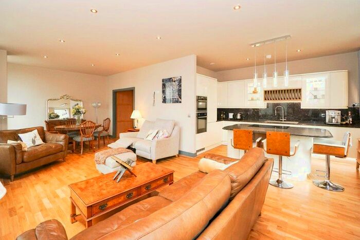 2 Bedroom Apartment To Rent In Water Street, ., L2