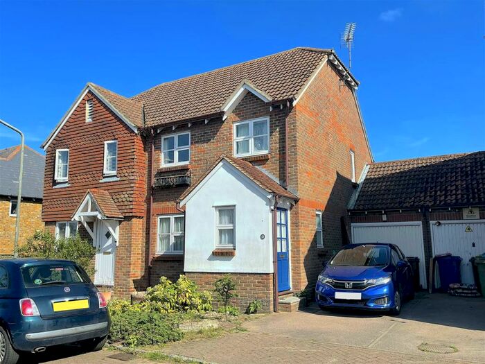 3 Bedroom Semi-Detached House For Sale In Murton Place, Seasalter Road, Graveney, Faversham, ME13
