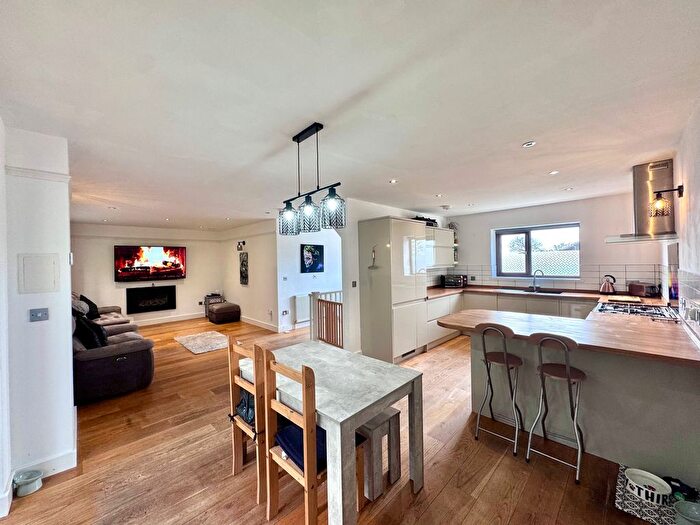 4 Bedroom Detached House For Sale In Warleigh Crescent, Derriford, Plymouth, PL6