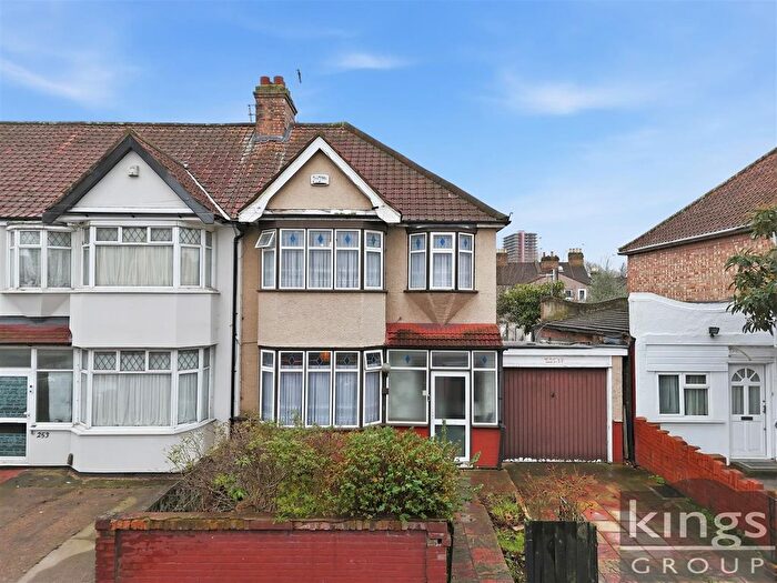 3 Bedroom End Terrace House For Sale In Durants Road, Enfield, EN3