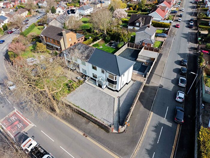 4 Bedroom Semi Detached House For Sale In Cimla Road, Neath, SA11