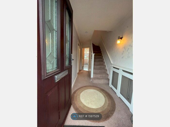 2 Bedroom Terraced House To Rent In Woodland Way, Surbiton, KT5