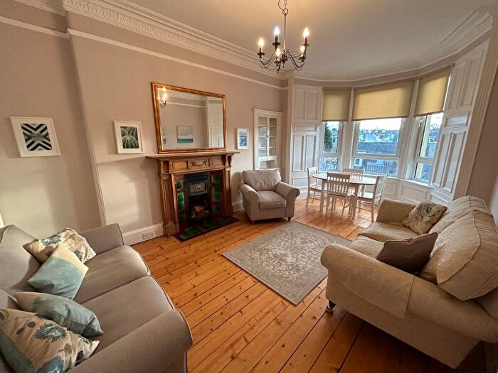 2 Bedroom Flat To Rent In Cowan Road, Shandon, Edinburgh, EH11