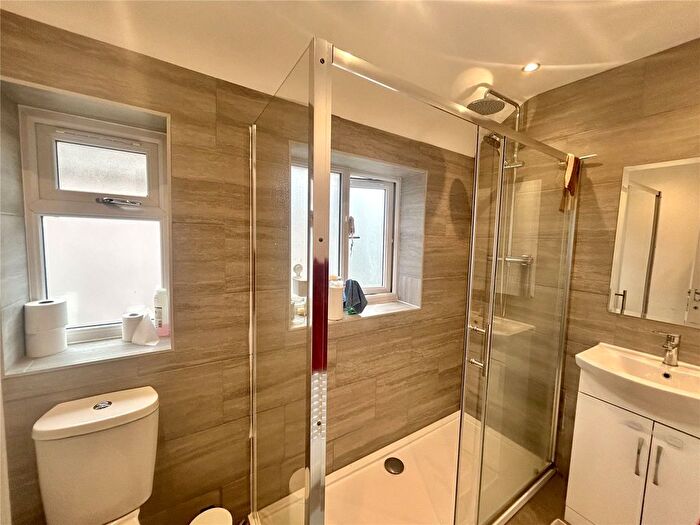 3 Bedroom Semi-Detached House For Sale In Howat Road, Keresley End, Coventry, Warwickshire, CV7