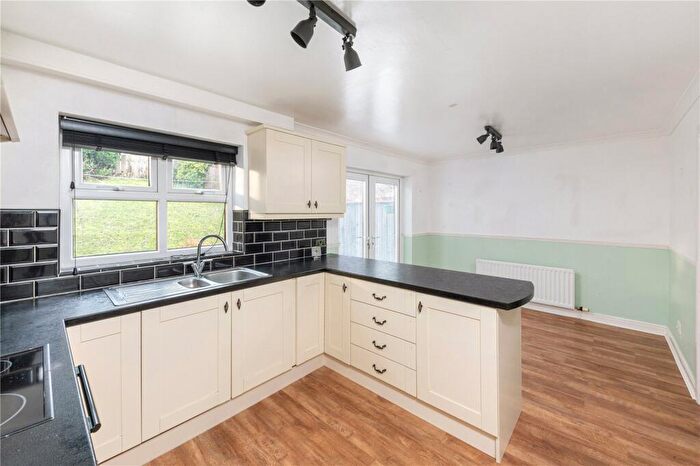 3 Bedroom Semi-Detached House For Sale In Glencoe Rise, Highfield, Rowlands Gill, Tyne And Wear, NE39