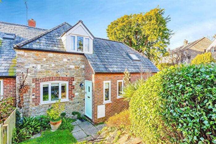 3 Bedroom Cottage For Sale In Barges Close, Litton Cheney, Dorchester, DT2