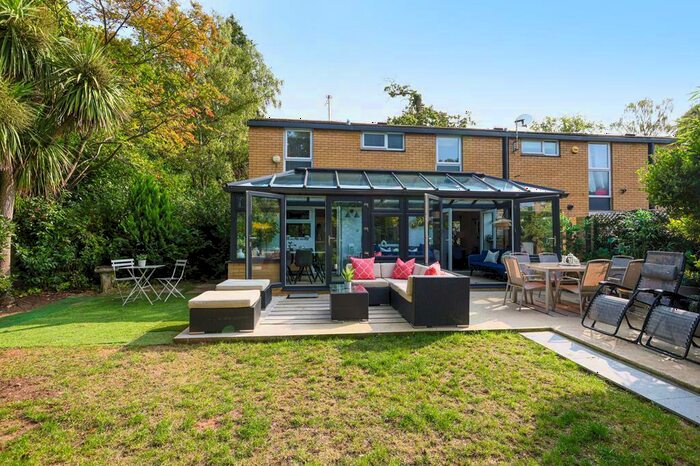 4 Bedroom Terraced House To Rent In Holme Chase, Weybridge, KT13