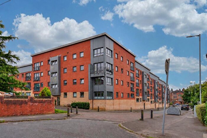 3 Bedroom Apartment For Sale In Avenuepark Street, North Kelvinside, Glasgow, G20