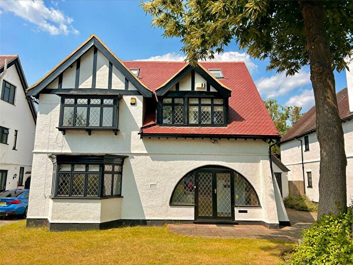 5 Bedroom Detached House To Rent In Wood Ride, Petts Wood, Orpington, BR5