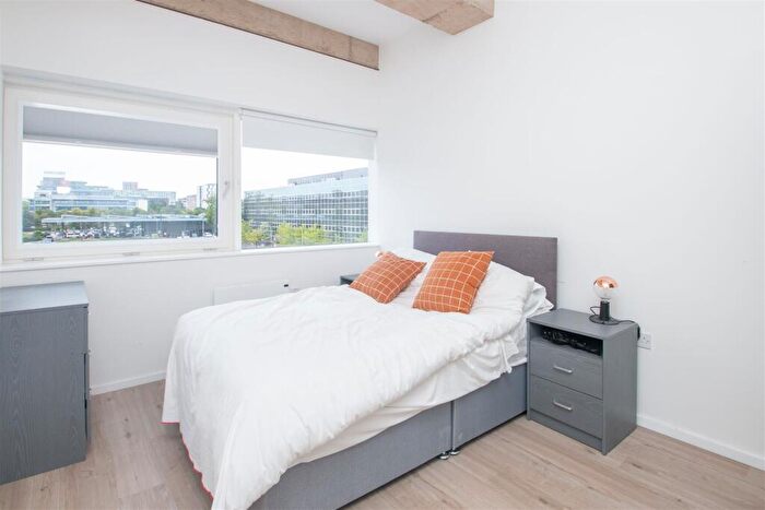 2 Bedroom Apartment To Rent In Elder Gate, Milton Keynes, MK9