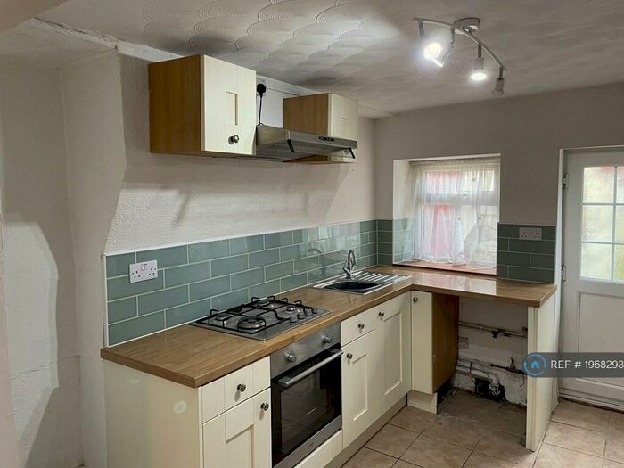 1 Bedroom Terraced House To Rent In Austin Road, Sebastopol, Pontypool, NP4