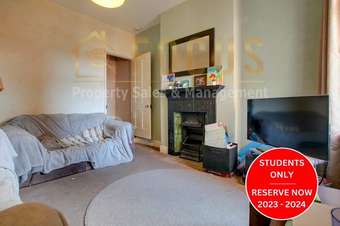 3 Bedroom Terraced House To Rent In Leopold Road, Leicester, LE2