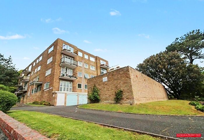 1 Bedroom Flat For Sale In St. Annes Road, Eastbourne, BN21