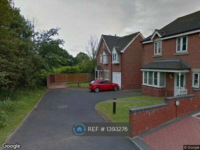 4 Bedroom Detached House To Rent In Oldbury, Oldbury, B69