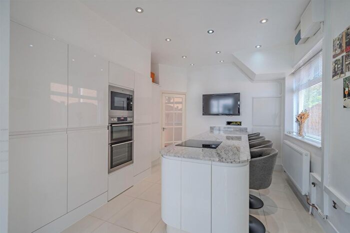 3 Bedroom Detached House For Sale In The Highway, New Inn, Pontypool, NP4