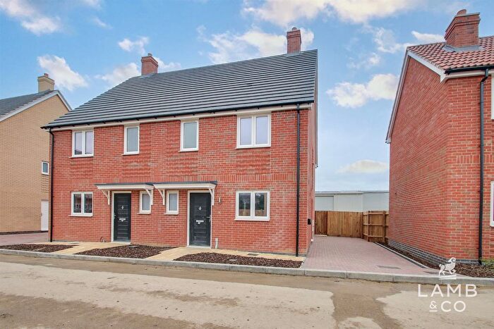 3 Bedroom Semi-Detached House For Sale In The Bramble, Wisteria Way, Dovercourt, Harwich, CO12