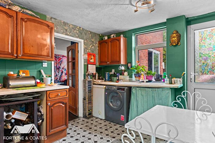 3 Bedroom Terraced House For Sale In Woodcroft, Harlow, CM18