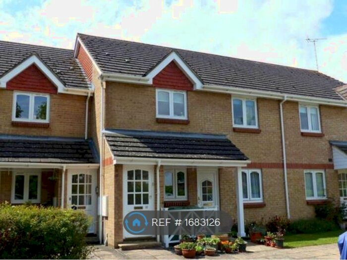 2 Bedroom Maisonette To Rent In Waverley Place, Paddock Wood, Tonbridge, TN12
