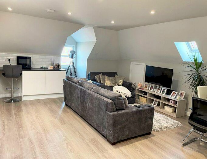 1 Bedroom Apartment To Rent In London Road, Sutton, SM3