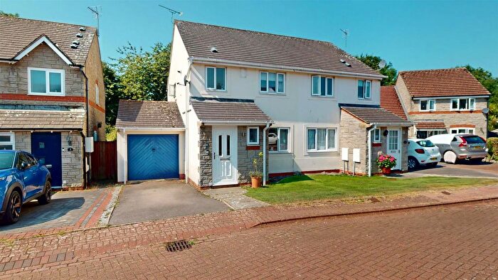 3 Bedroom Semi-Detached House For Sale In Gildas Close, Llantwit Major, CF61