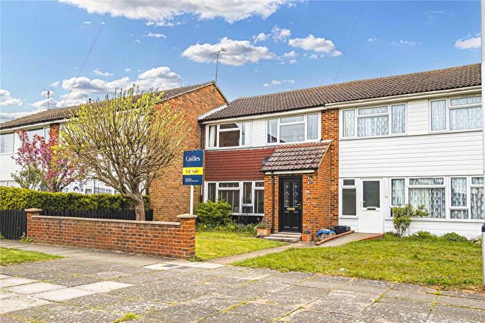 3 Bedroom Terraced House For Sale In Northall Close, Eaton Bray, Central Bedfordshire, LU6