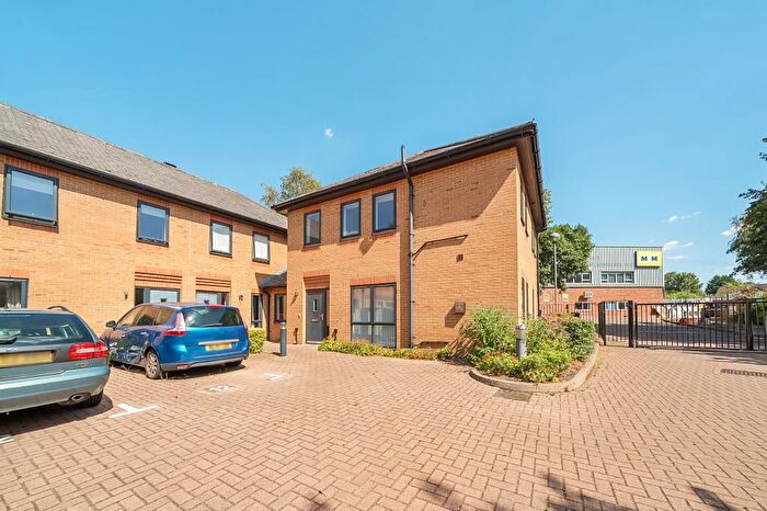 1 Bedroom Flat For Sale In Kidlington, Oxfordshire, OX5