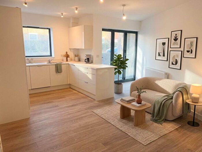 2 Bedroom Apartment For Sale In Church Street, Maidstone, ME15