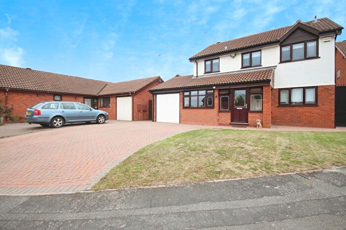 4 Bedroom Detached House For Sale In Oakford Drive, Coventry, West Midlands, CV5