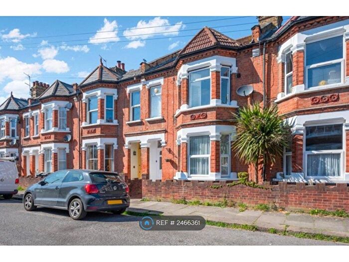 1 Bedroom Flat To Rent In Mafeking Avenue, Brentford, TW8