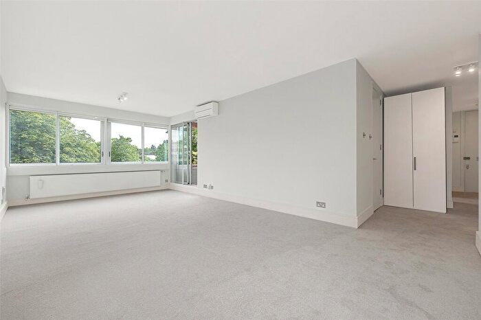 2 Bedroom Apartment To Rent In Prince Albert Road, Regent's Park, London, NW1
