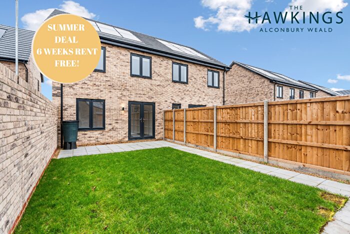 3 Bedroom Semi-Detached House To Rent In Includes Weeks Rent Free! Heathcote Crescent, Huntingdon, Cambridgeshire, PE28