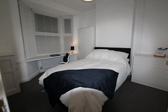 4 Bedroom Terraced House To Rent In Newington Road, Northampton, NN2