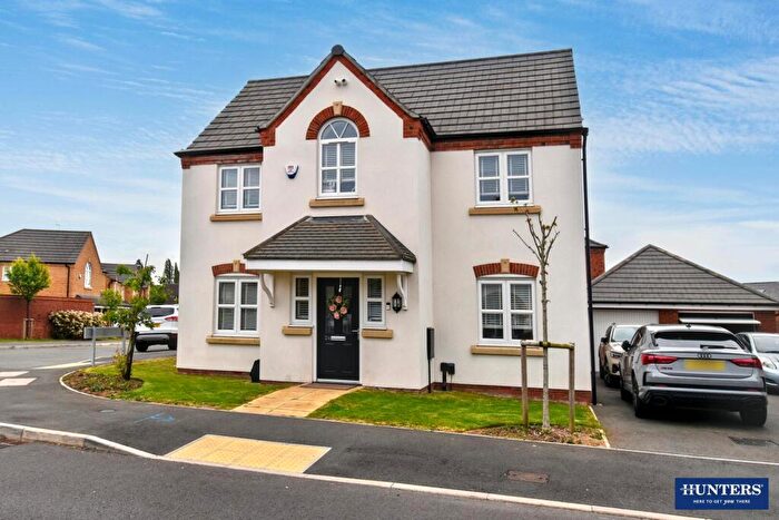 4 Bedroom Detached House For Sale In Morcom Drive, Leicester, LE2