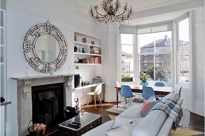 1 Bedroom Flat To Rent In Old Shoreham Road, Brighton, BN1