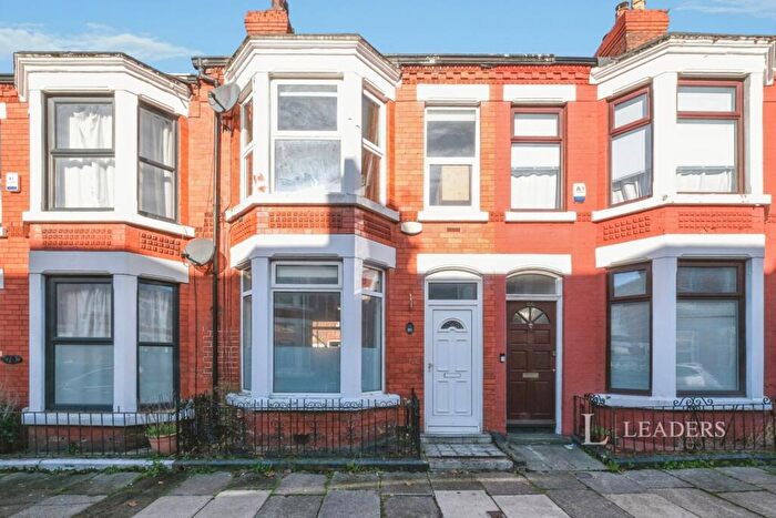 3 Bedroom Terraced House To Rent In Blythswood Street, L17