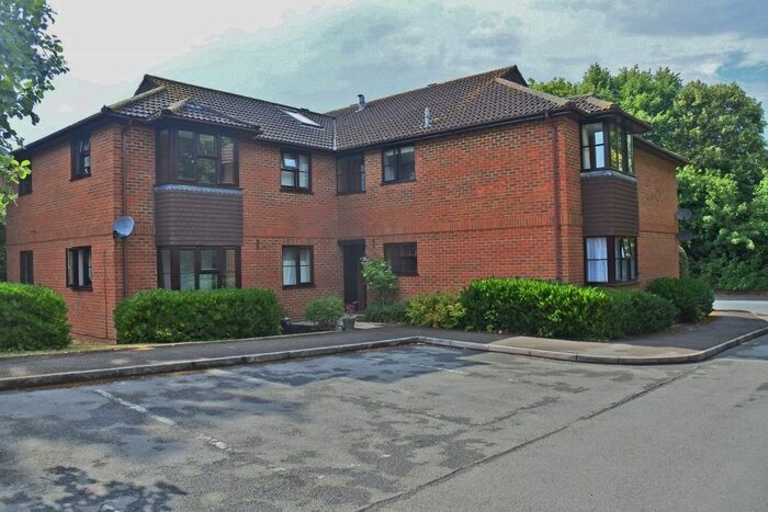 1 Bedroom Flat To Rent In Worting Road, Basingstoke, RG21
