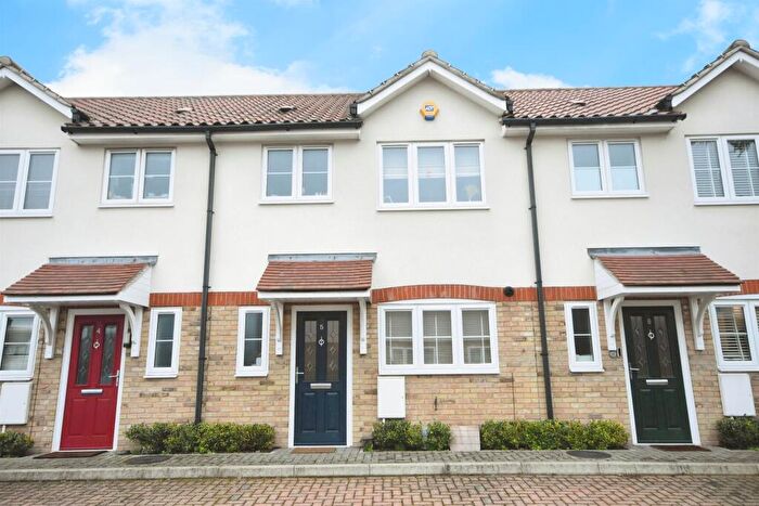 2 Bedroom Terraced House For Sale In Wyses Mews, Romford, RM1