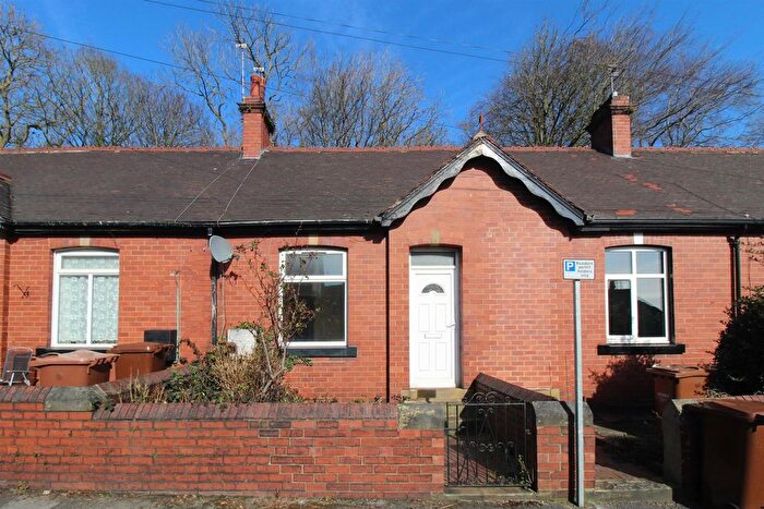 1 Bedroom Terraced Bungalow For Sale In Sunnybank Street, Ossett, WF5