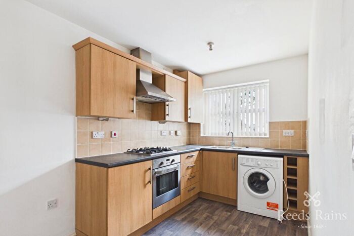 2 Bedroom Apartment To Rent In Laithe Hall Avenue, Cleckheaton, West Yorkshire, BD19