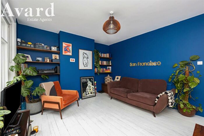 1 Bedroom Flat For Sale In Dyke Road Drive, Brighton, BN1