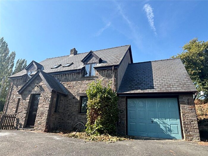 3 Bedroom Detached House To Rent In Llanthomas Lane, Hay On Wye, HR3