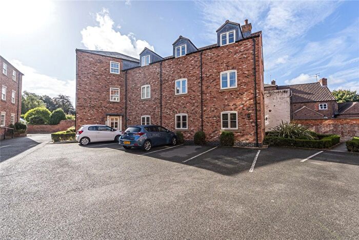 2 Bedroom Flat For Sale In Abbey Mews, Southwell, Nottinghamshire, NG25