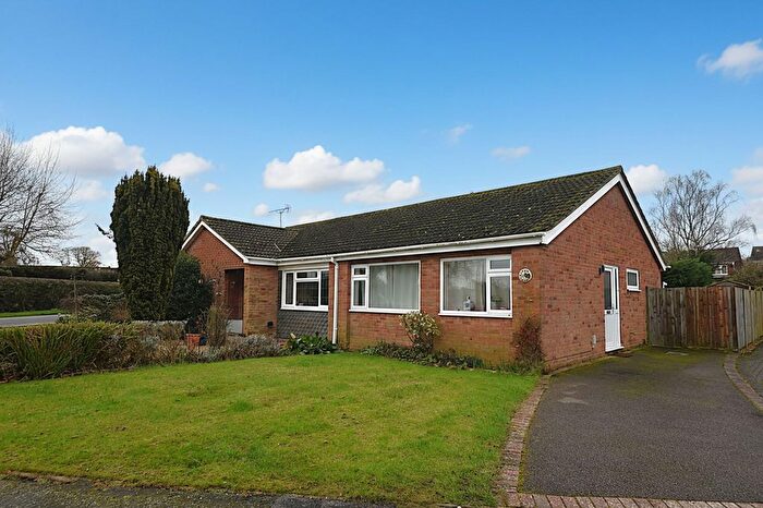 2 Bedroom Semi-Detached Bungalow For Sale In Glebe Road, Perry, PE28