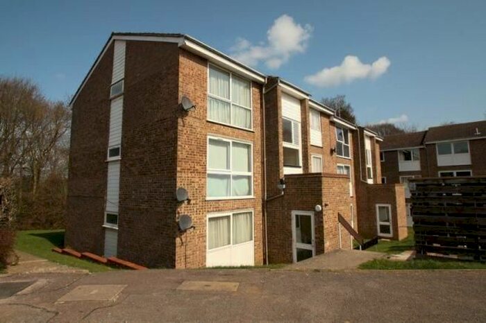1 Bedroom Flat To Rent In Ashby Court, Hemel Hempstead, HP2