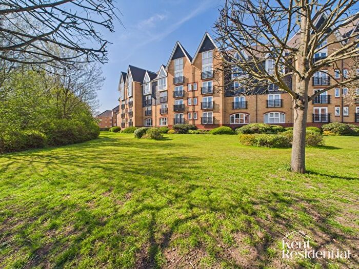 1 Bedroom Flat To Rent In St. Peters Street, Maidstone, ME16