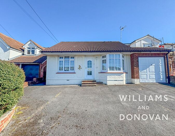 4 Bedroom Detached Bungalow For Sale In Wellington Road, Rayleigh, SS6