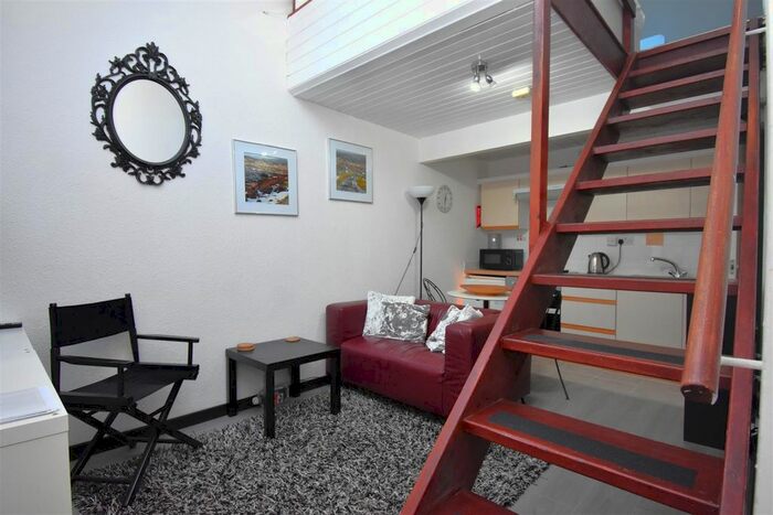 1 Bedroom Flat To Rent In West Moor Lane, Heslington, York, YO10